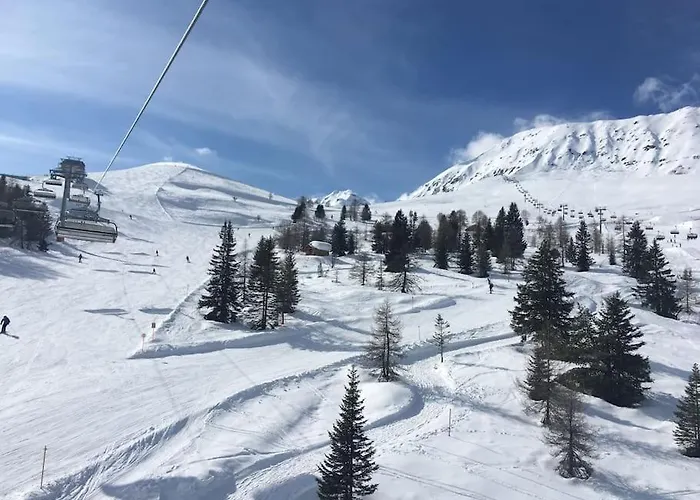 Alp Appartments מלון *