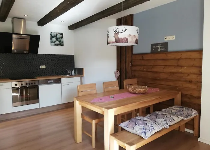 Alp Appartments מלון *