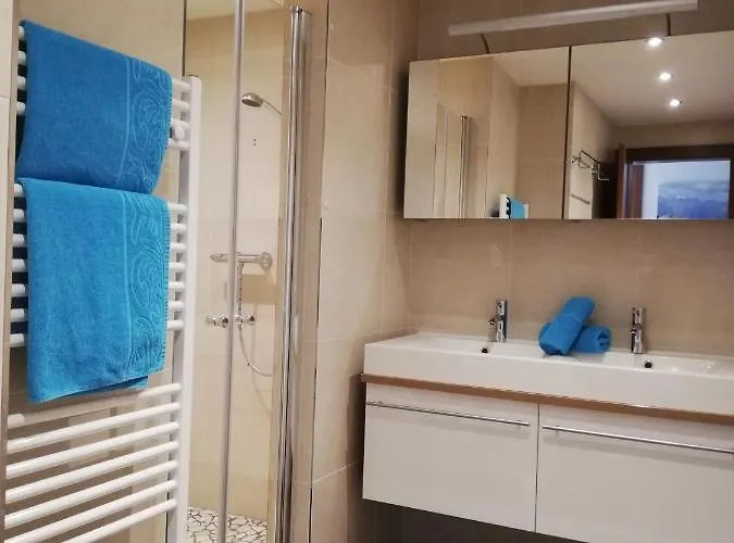 מלון Alp Appartments *